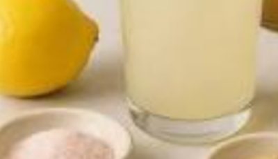 How to prepare a detox and hydrating drink at home