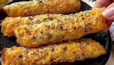 Cheesy Sausage Puff Pastry Rolls
