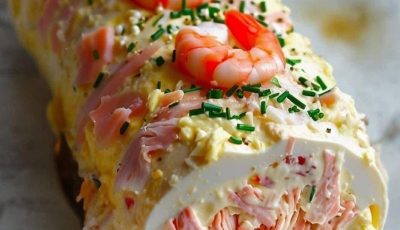 Délice Festif au Saumon, Crevettes et Œufs